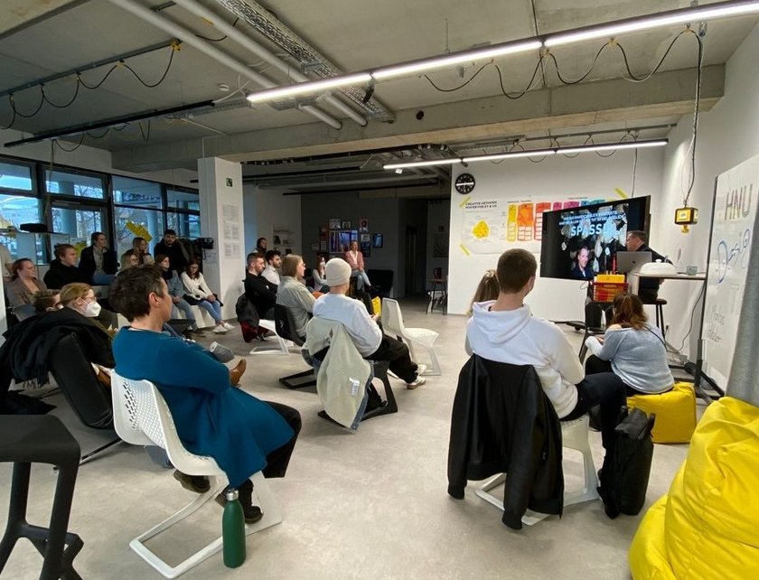 (opens enlarged image) Spectators:inside the Innovation Space (opens enlarged image)