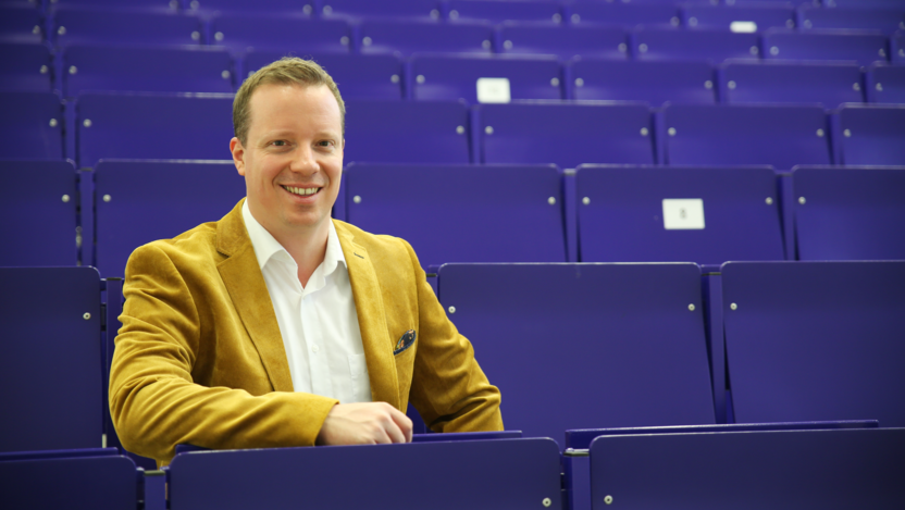 Prof. Dr. Stefan Weber