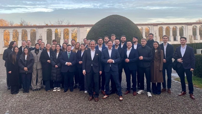  (öffnet Vergrößerung des Bildes)