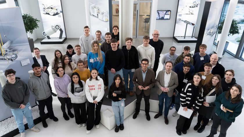 The excursion group at Liebherr's component plant  (opens enlarged image)