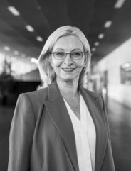 Professorin Dr. Julia Kormann