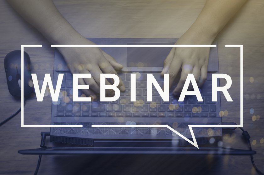 Laptop mit dem darüberliegenden Schriftzug Webinar (öffnet Vergrößerung des Bildes) (öffnet Vergrößerung des Bildes)