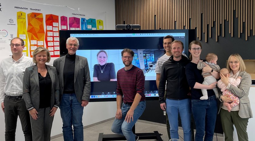 (opens enlarged image) IECH meeting: Team and HNU researchers (from left to right: Michael Junger, Ivanka Burger, Prof. Dr. Thomas Bayer, Prof. Dr. Judith Mayer (on display) Alexander Warth, Martin Schwarz, Prof. Dr. Tobias Krüger, Prof. Dr. Antje Wild, Carina Volk) (opens enlarged image)