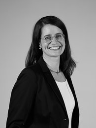 Schiefele, Lisa Professorin Dr. med.