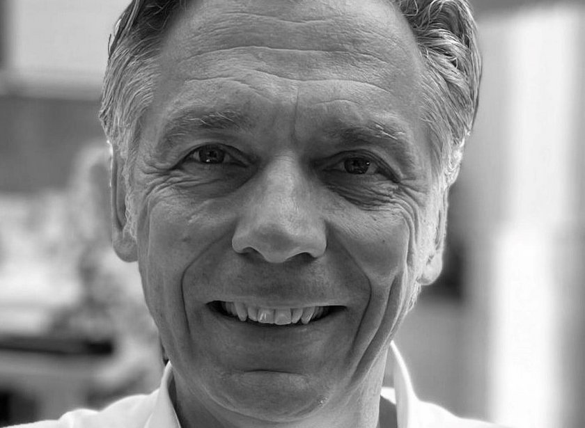 (öffnet Vergrößerung des Bildes) Alexander Kracklauer (öffnet Vergrößerung des Bildes)