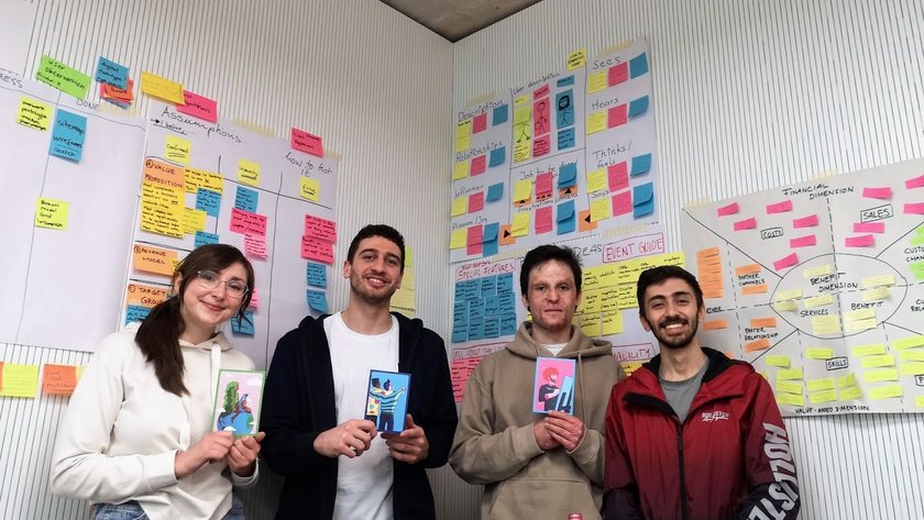 Team Eventplanning: Sophia, Awni, Dougkan und Mohammad (öffnet Vergrößerung des Bildes) (öffnet Vergrößerung des Bildes)